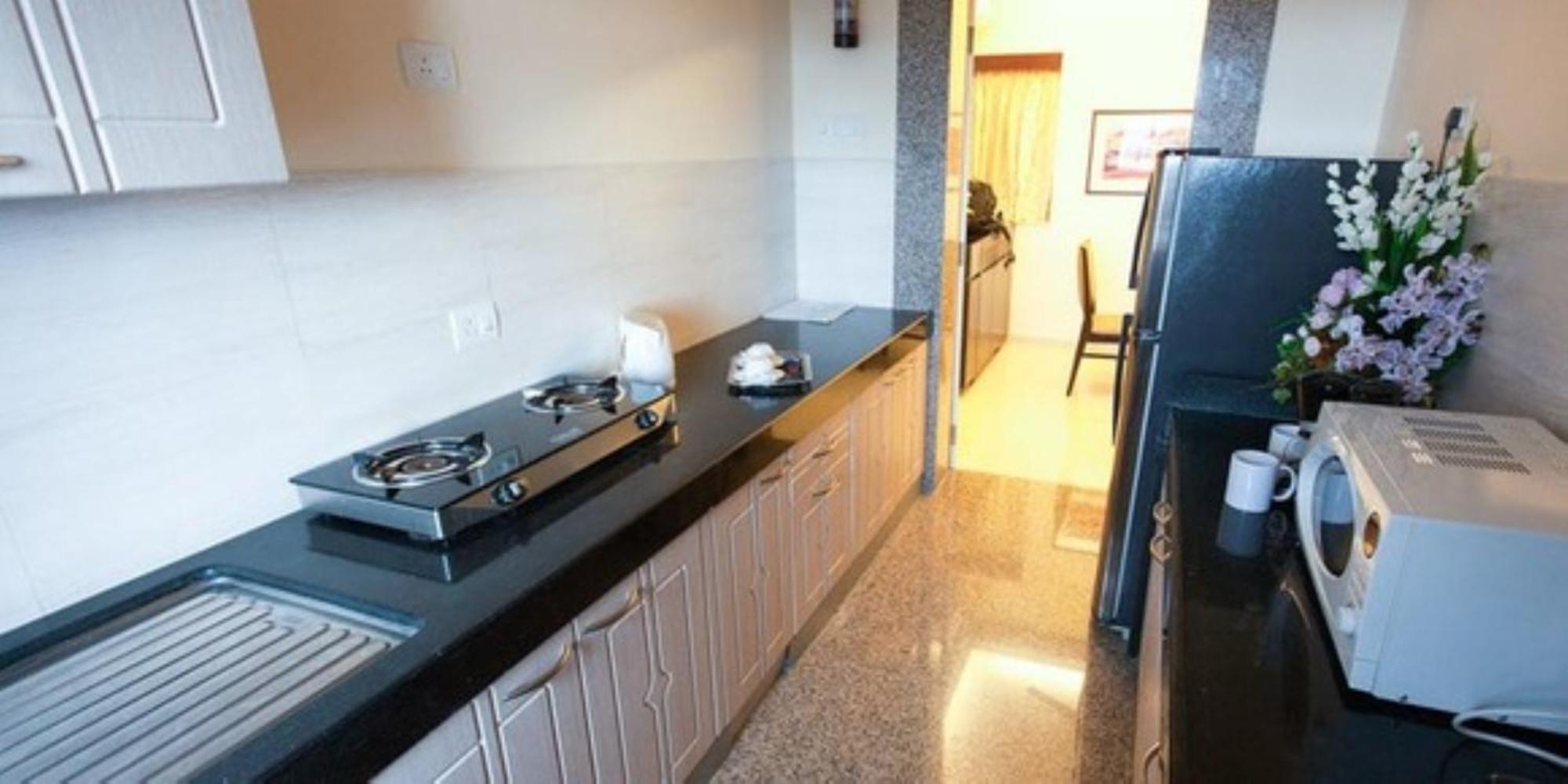 Отель Lalco Residency Мумбаи Номер фото