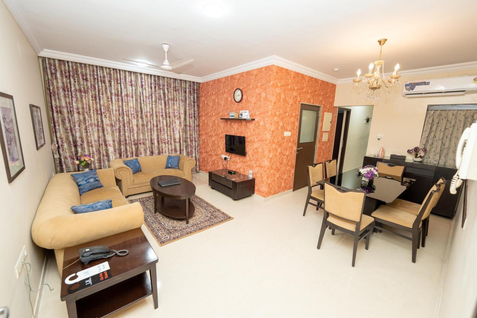 Отель Lalco Residency Мумбаи Экстерьер фото