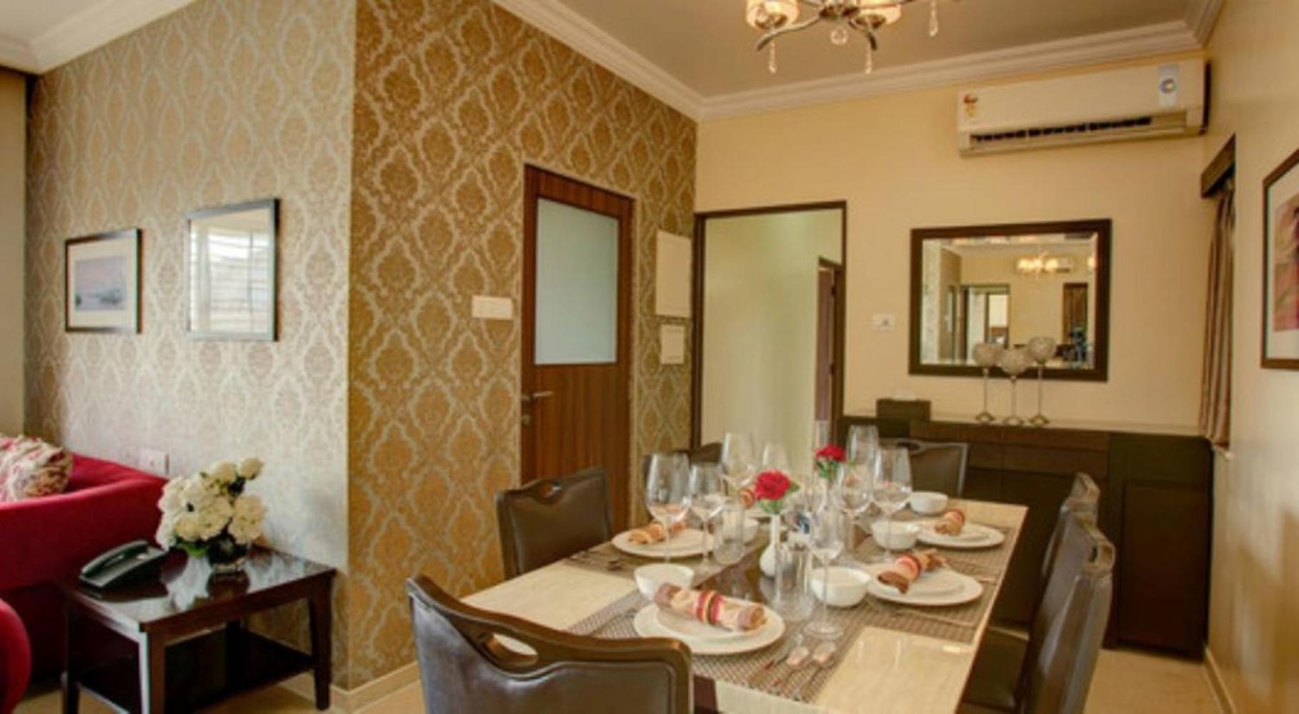 Отель Lalco Residency Мумбаи Экстерьер фото